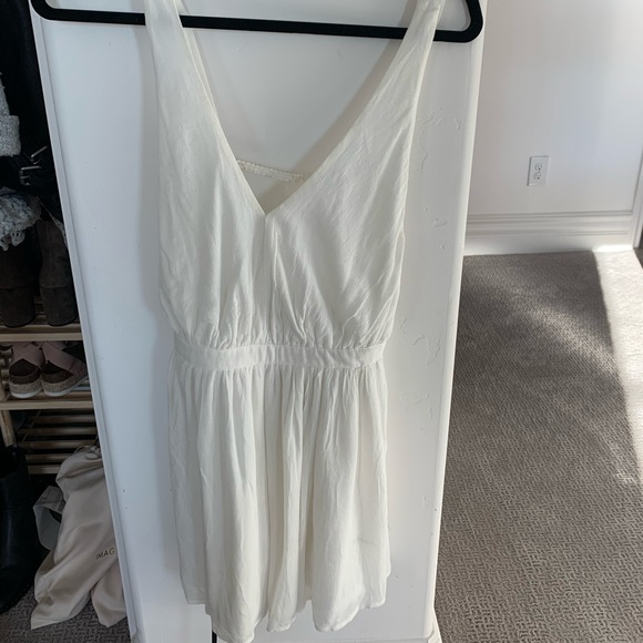 TOBI dress - Picture 1 of 3